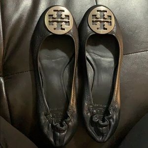 Tory Burch Reva Flats Sz. 8.5 Silver